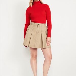 Old Navy Khaki High-Waisted Pleated Mini
Skirt